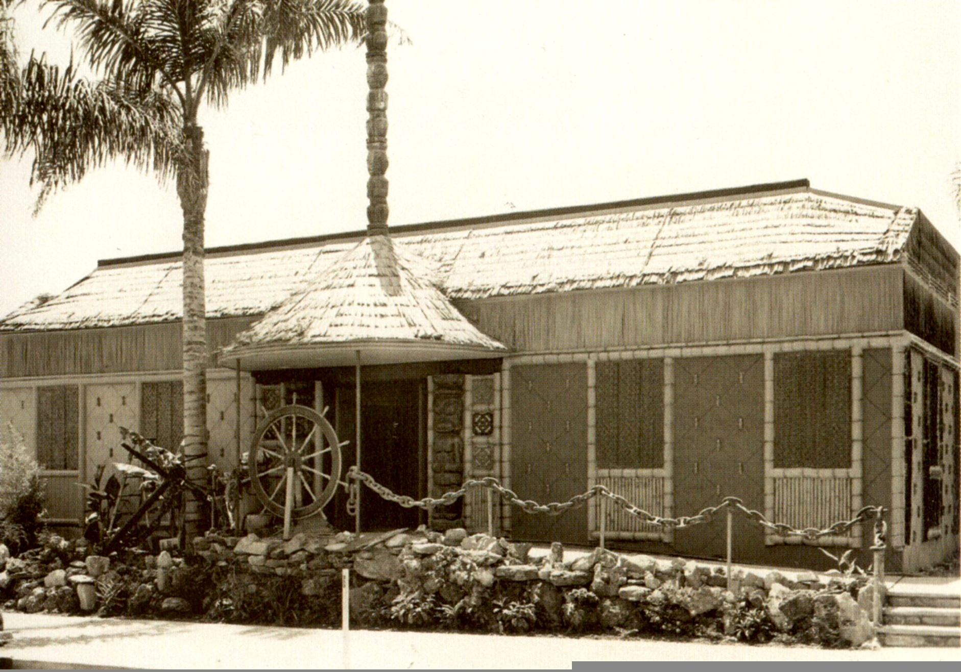 Interior of The Luau, 427 North Rodeo Dr, Beverly Hills (probably