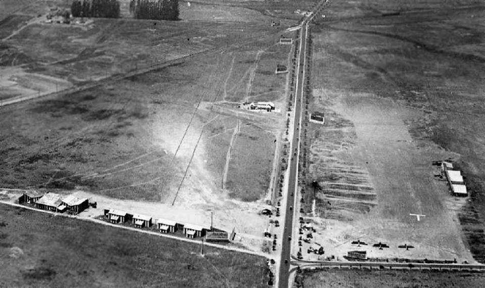 Rogers Airport at the corner of Wilshire and Fairfax, Los Angeles, 1922