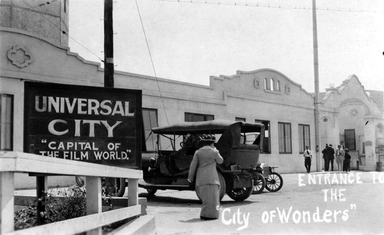 Entrance To Universal Studios The City Of Wonders And